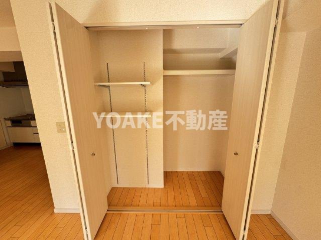 収納　別部屋のお写真となります。現況優先