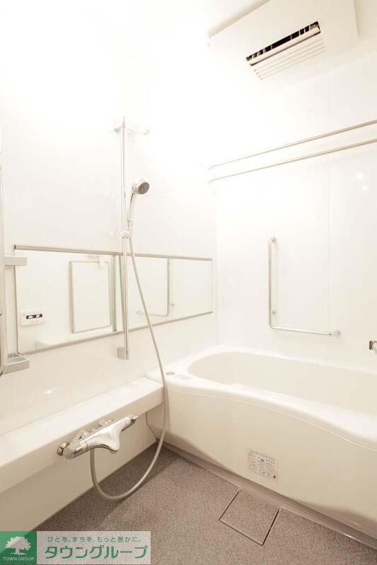 バス・シャワールーム　※写真は同タイプ住戸です。