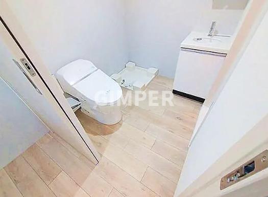 トイレ　別部屋の参考写真です