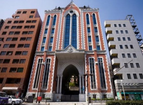 大学・短大　慶應義塾大学三田キャンパス 外国語学校（大学・短大）まで478m