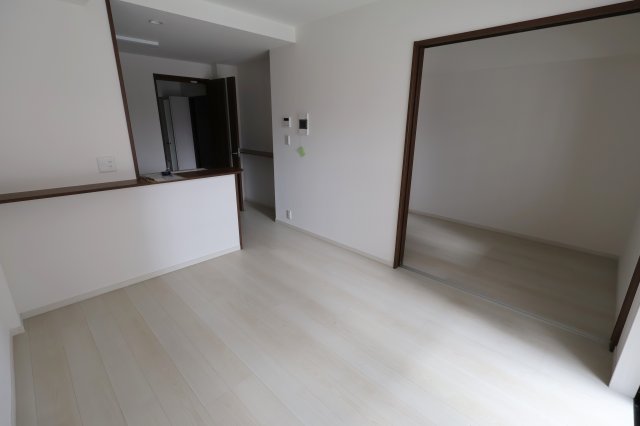 居室・リビング　※写真は反転タイプのお部屋です