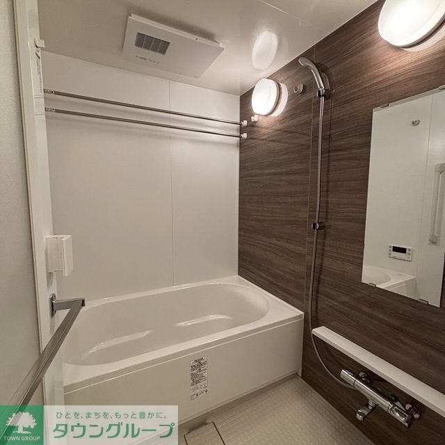 バス・シャワールーム　※写真は同タイプ住戸です。