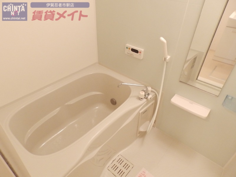 バス・シャワールーム　同型参考写真