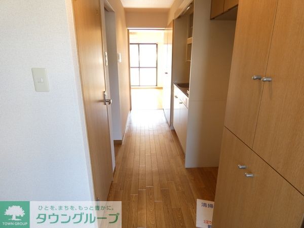 玄関　★お部屋探しは株式会社タウンハウジング東京まで★