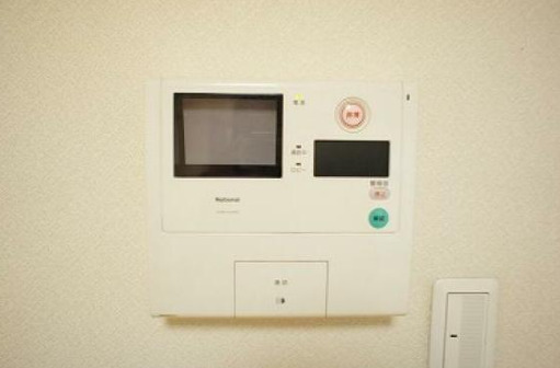 その他　モニター付きインターホンです