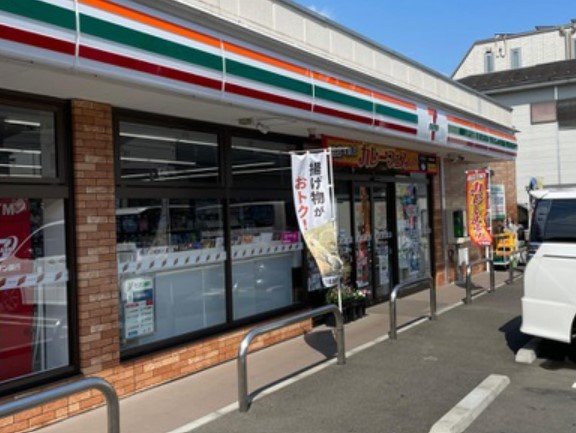 コンビニ　セブンイレブン川崎久末店（コンビニ）まで203m