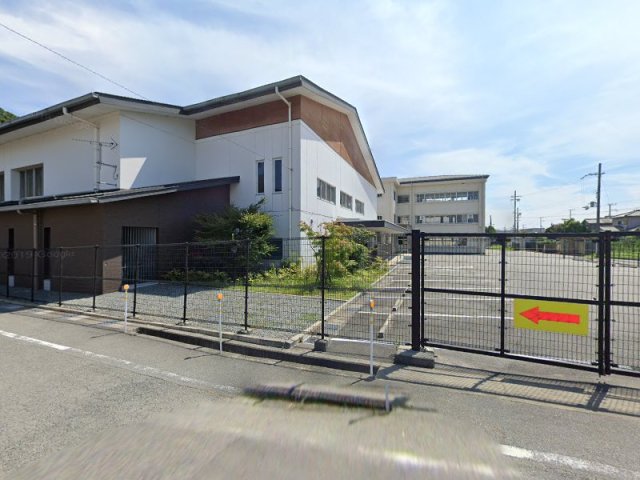 中学校　たつの市立龍野東中学校（中学校）まで1917m