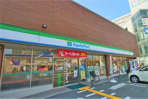 コンビニ　ファミリーマート 城東今福東店（コンビニ）まで201m