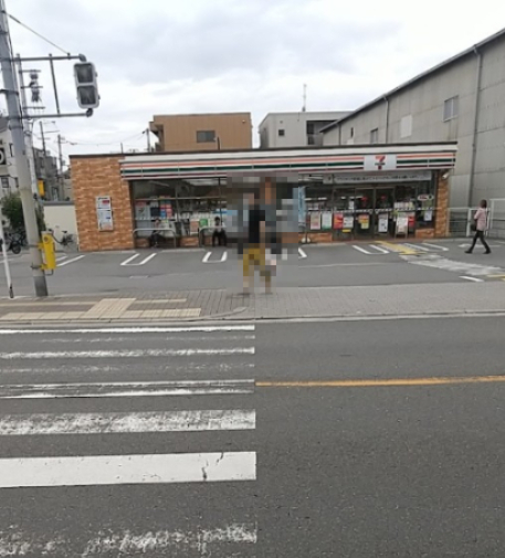 コンビニ　セブンイレブン 大阪横堤3丁目店（コンビニ）まで388m