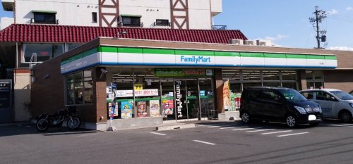 コンビニ　ファミリーマート 石川橋店（コンビニ）まで321m