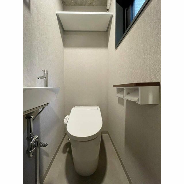 トイレ　落ち着いたトイレです