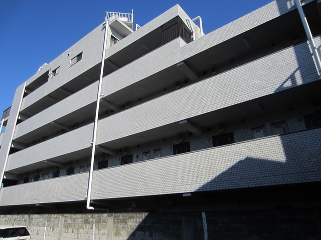 建物外観　綺麗なタイル貼りマンションです！
