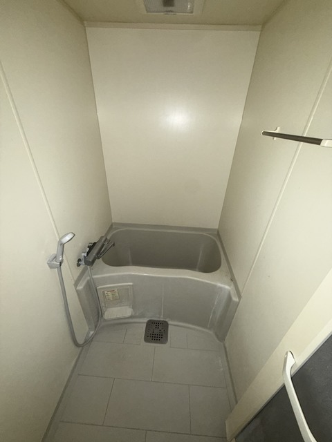 バス・シャワールーム　別部屋参考写真です