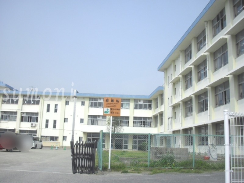 小学校　鈴鹿市立稲生小学校（小学校）まで293m