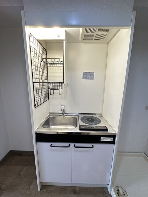 キッチン　別部屋参考写真です