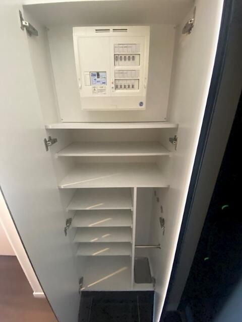 その他設備　下駄箱付なので、玄関はいつでもスッキリ片付きますね☆