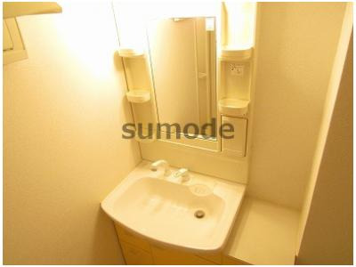 洗面設備　写真は同マンション別部屋