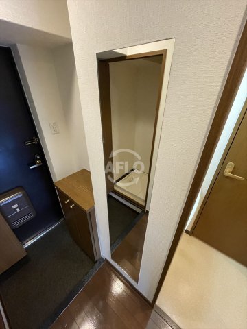 その他　プレサンス大手前パークサイド　姿見鏡