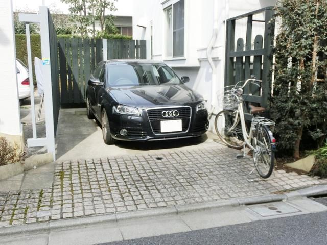 駐車場　★駐車場スペースです★