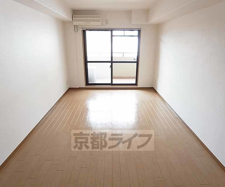 居室・リビング　明るい室内です。