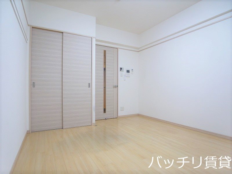 居室・リビング　写真は別号室イメージの為、現状を優先致します