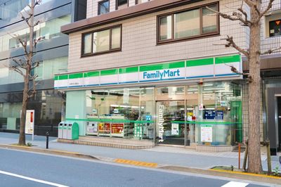 コンビニ　ファミリーマート 紀尾井町店（コンビニ）まで3175m