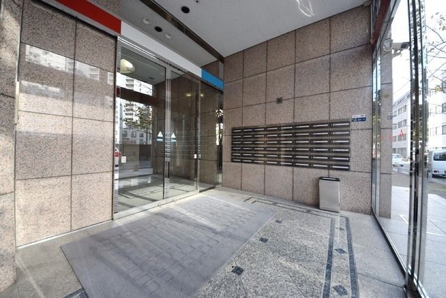 東京メトロ東西線 茅場町駅 徒歩7分 21階建 築30年の外観写真