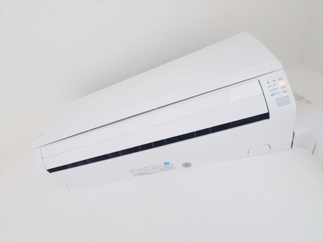 その他　洋室には設備でエアコンが付いてます
