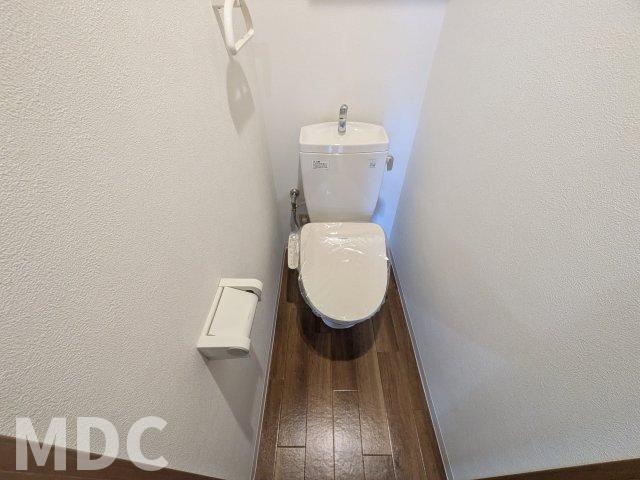 ＪＲ鳴門線 立道駅 徒歩59分 3階建 築21年のトイレ写真