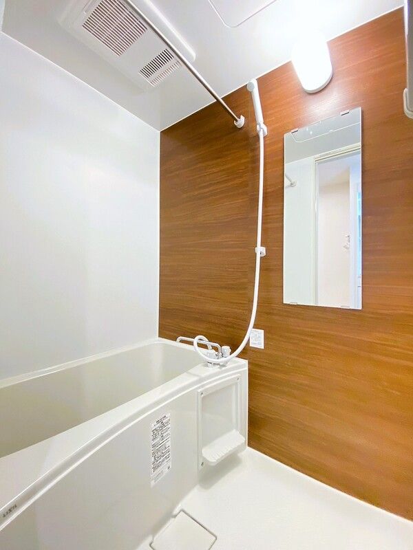 バス・シャワールーム　バス・トイレ別です