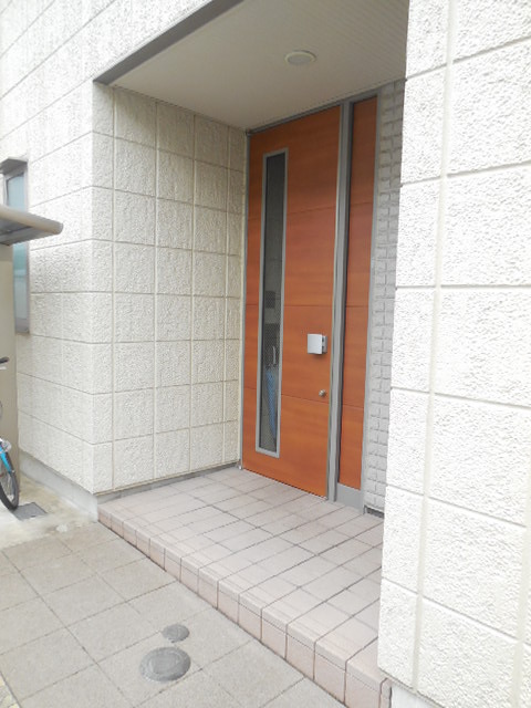 エントランス　★オートロック付き★