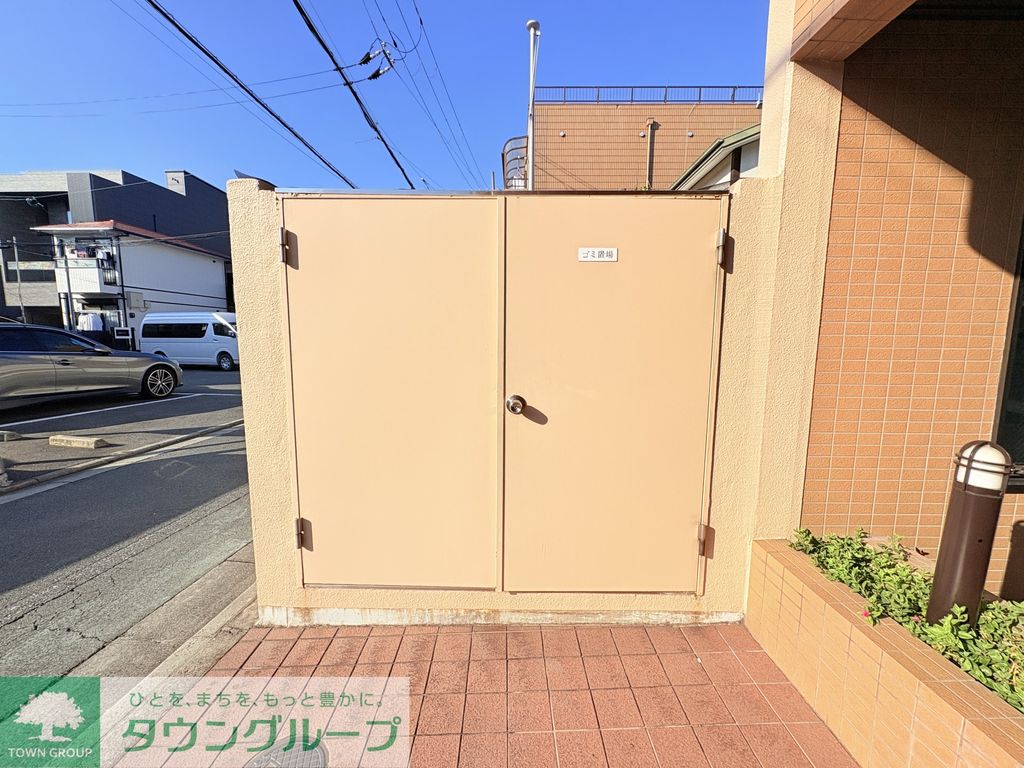 ユニ元町の外観写真