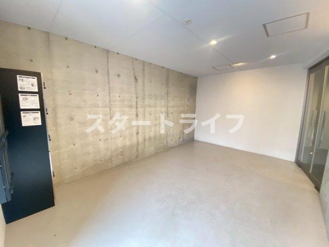 阪急神戸線 十三駅 徒歩11分 築9年