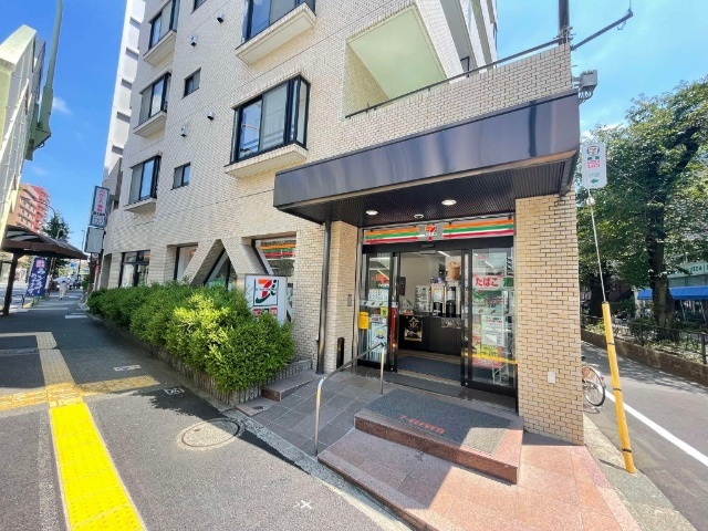 コンビニ　セブンイレブン目黒中町１丁目店（コンビニ）まで181m