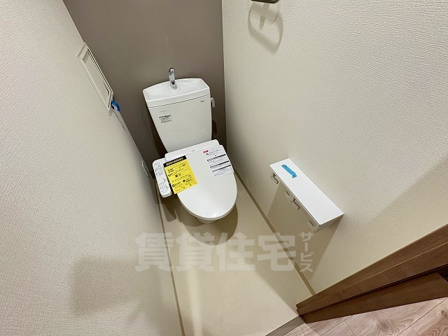 地下鉄千日前線 新深江駅 徒歩5分 10階建 築2年のトイレ写真