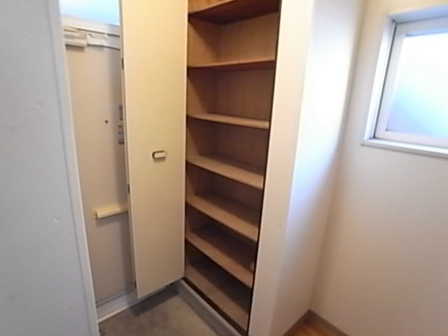 収納　同仕様別部屋