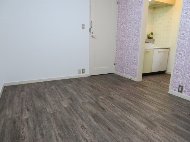 居室・リビング　新規フロアタイル！