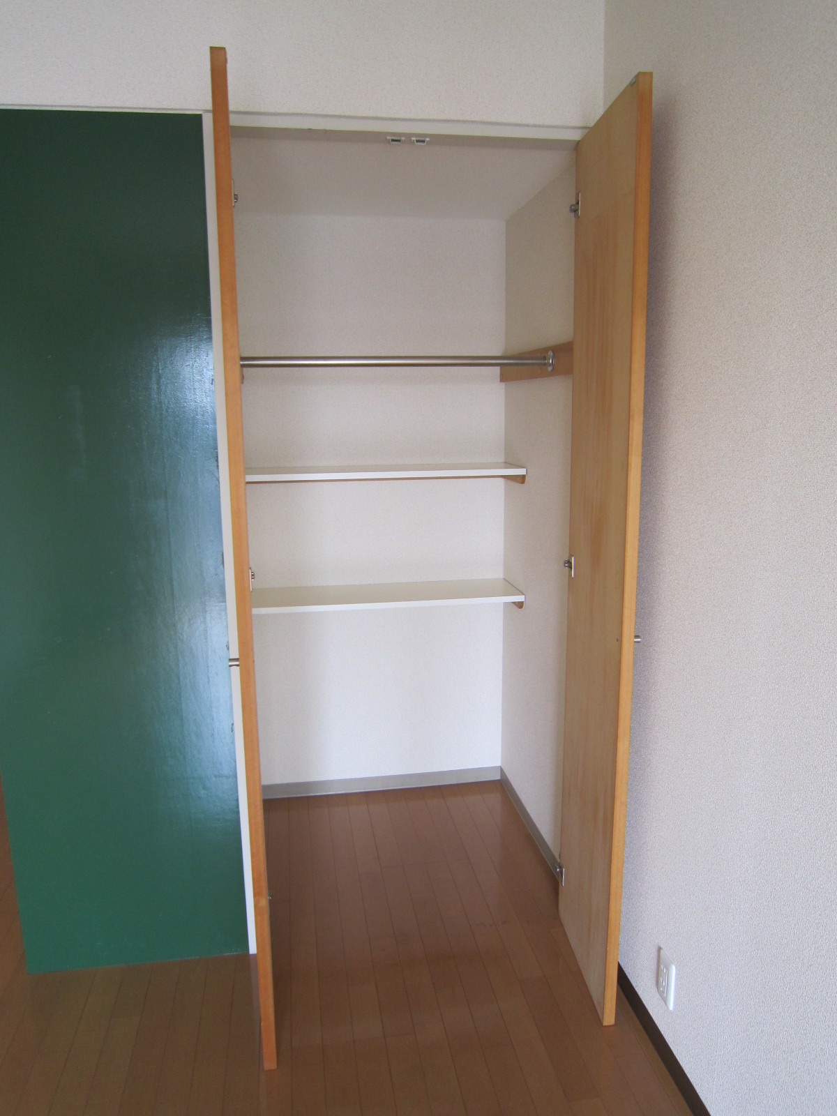 収納　クローゼット