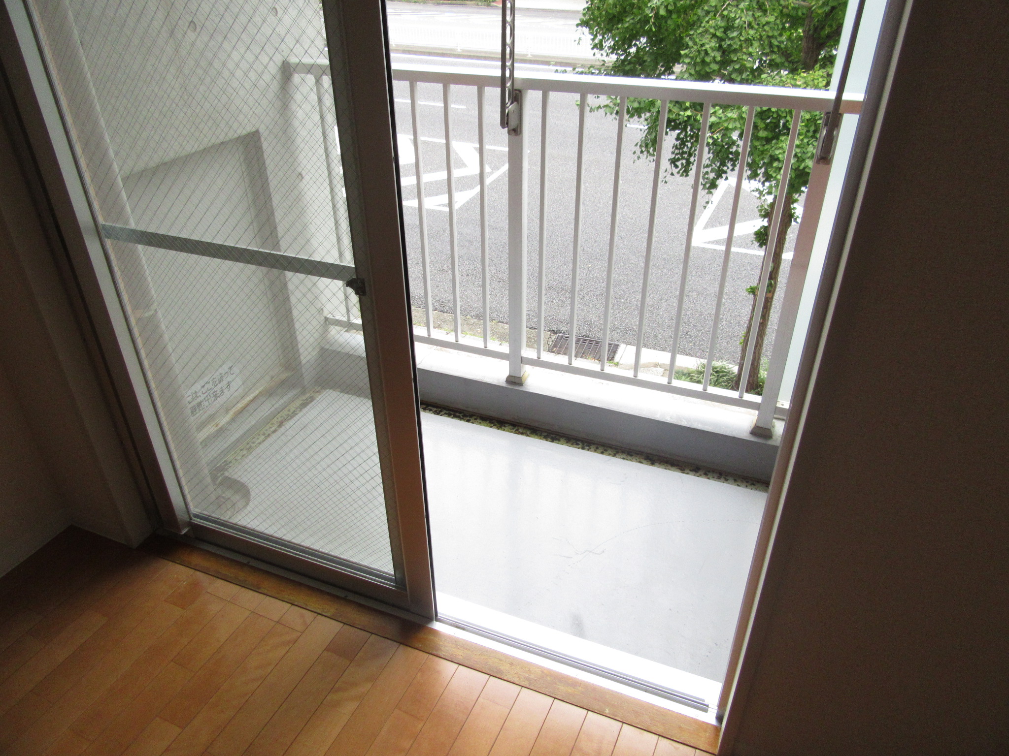 バルコニー　バルコニー