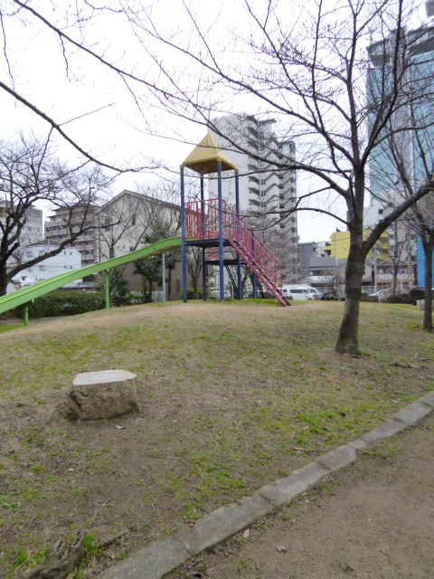 公園　南方南公園（公園）まで155m