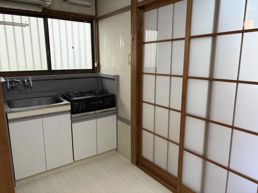 キッチン　２口ガスコンロ設置可能