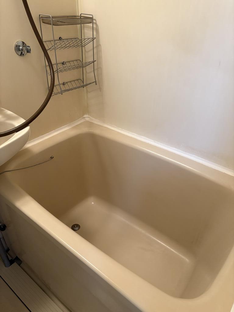 バス・シャワールーム　浴槽