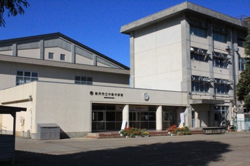 中学校　胎内市立中条中学校（中学校）まで497m