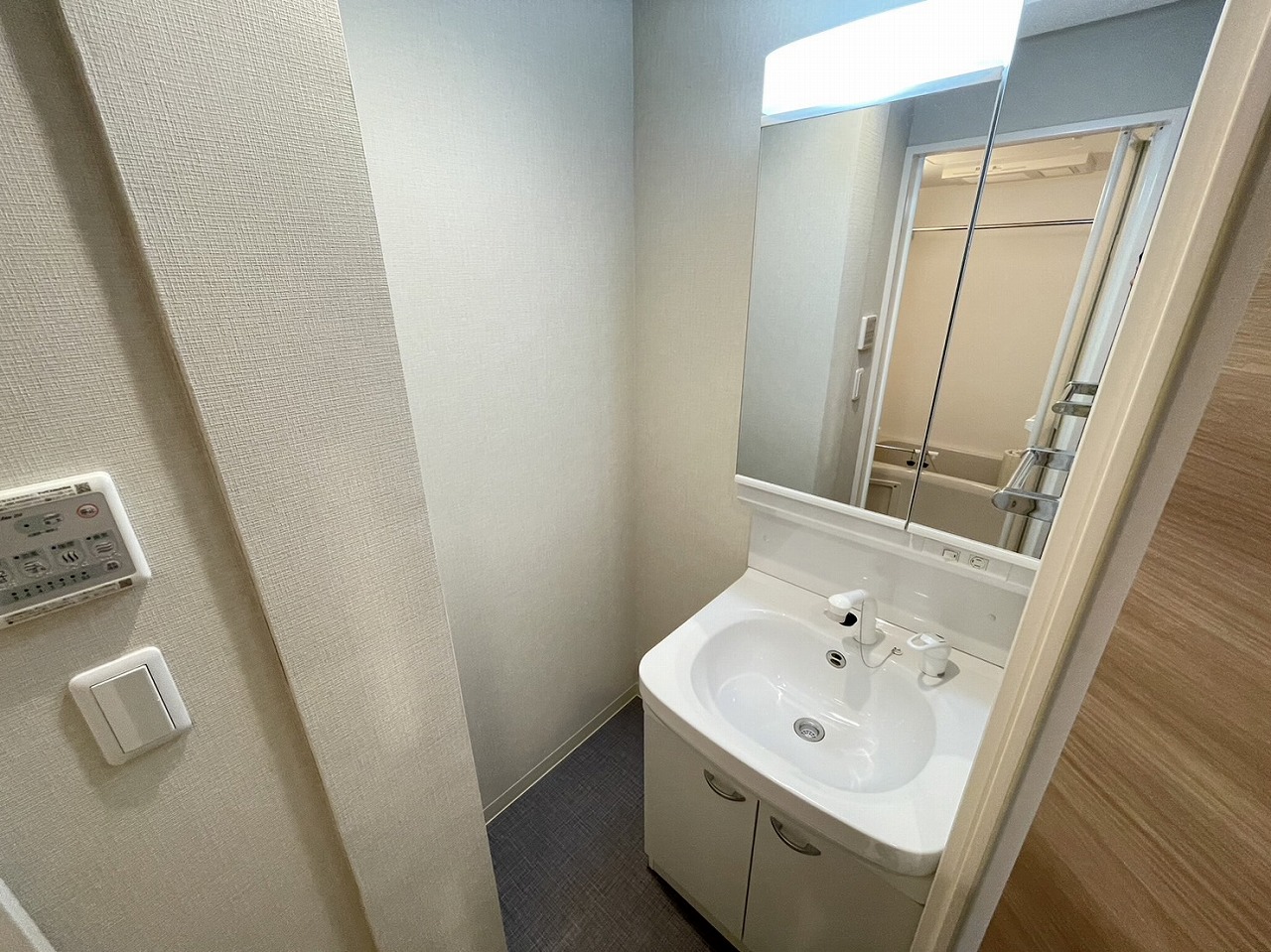 洗面設備　洗面台