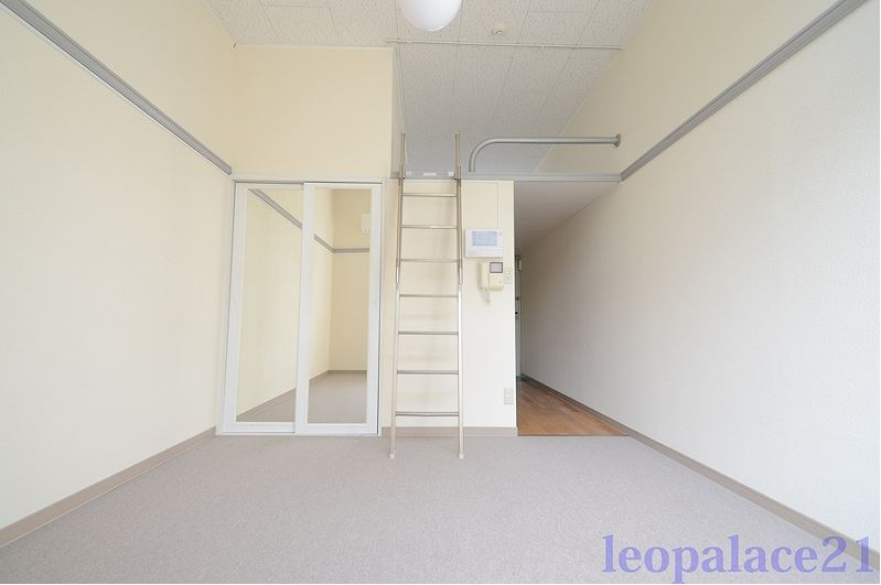 居室・リビング　※イメージと異なる場合がございます