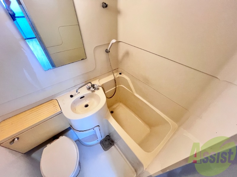 バス・シャワールーム