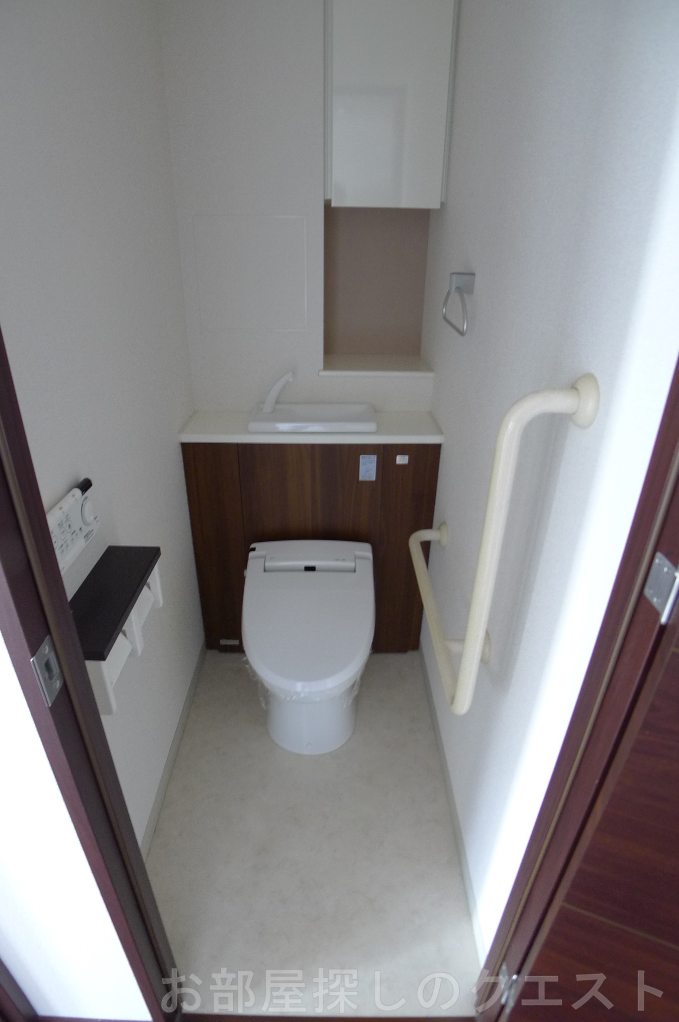 トイレ　（写真は同仕様）