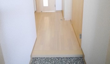 玄関　玄関部分