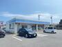 コンビニ　ローソン津白塚店（コンビニ）まで1645m