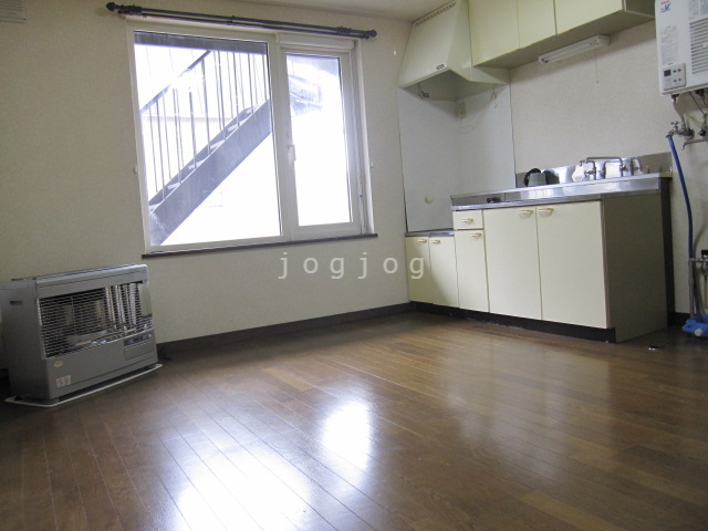 居室・リビング　居間